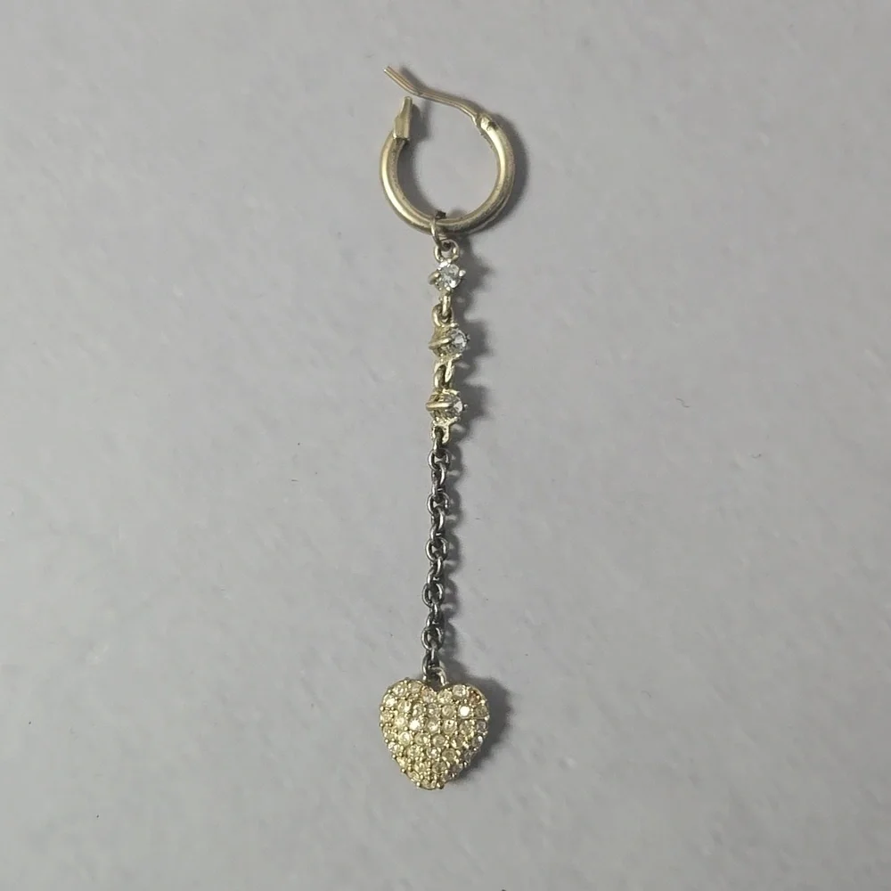 Juicy Couture Vintage Single Heart Charm Earring.